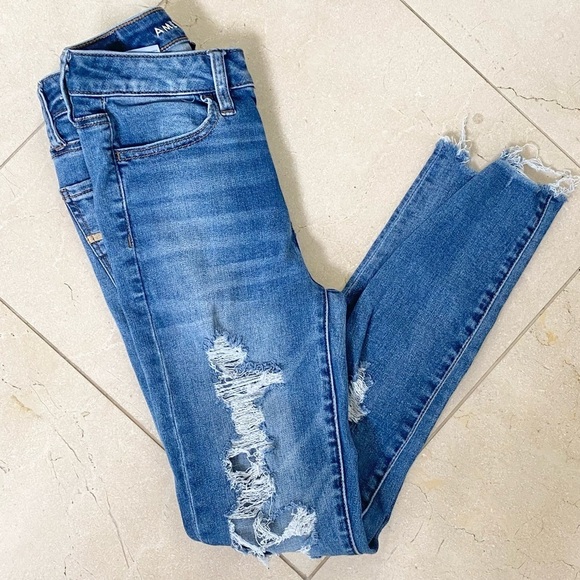 American Eagle Super Hi-Rise Distressed Jeggings Size 0 - Picture 1 of 5